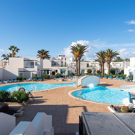 Homeforguest Apartamento 13 Con Terraza Y Piscina En Corralejo Exterior photo
