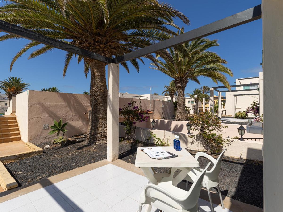 Homeforguest Apartamento 13 Con Terraza Y Piscina En Corralejo Exterior photo
