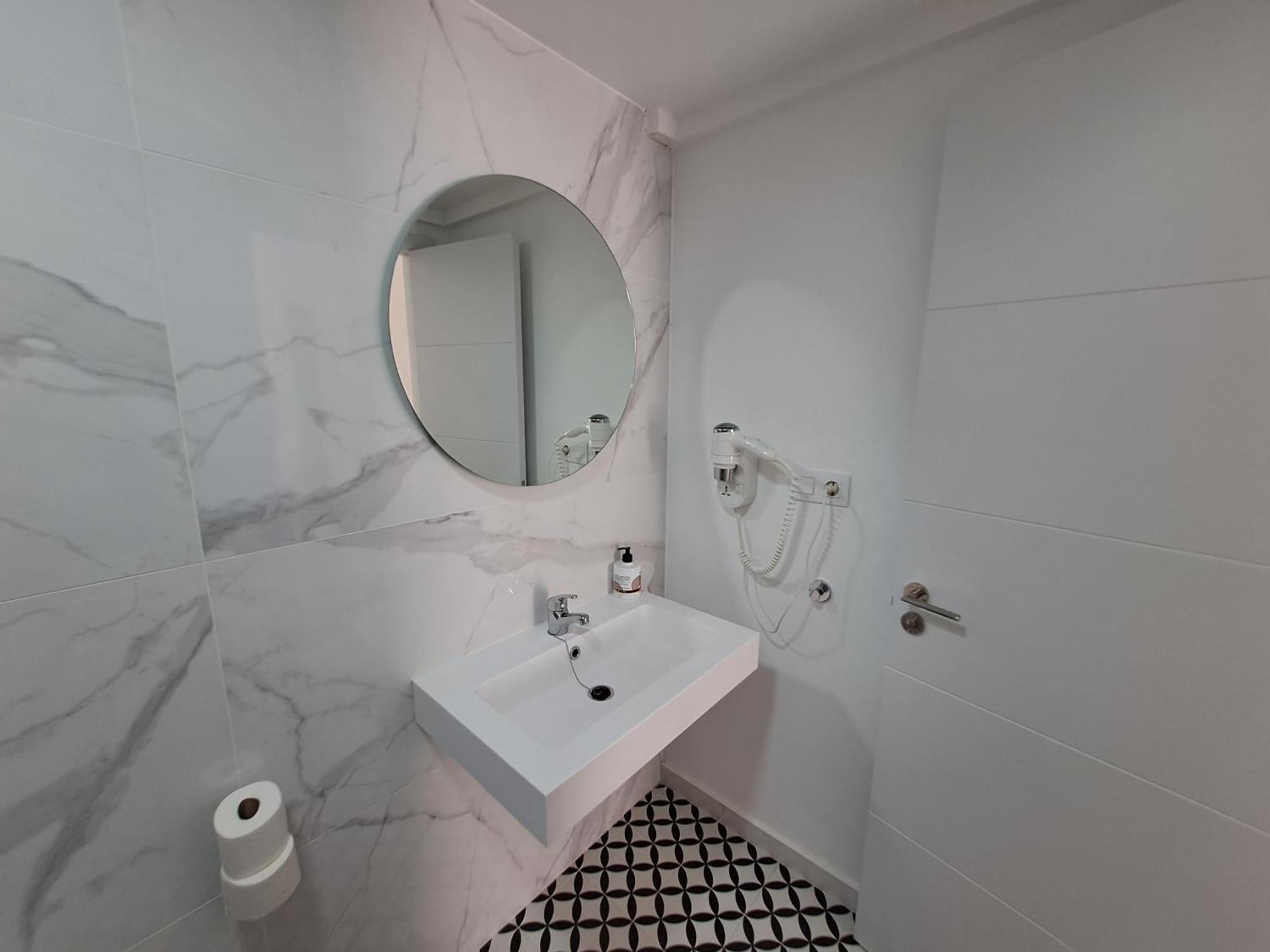 Homeforguest Apartamento 13 Con Terraza Y Piscina En Corralejo Exterior photo