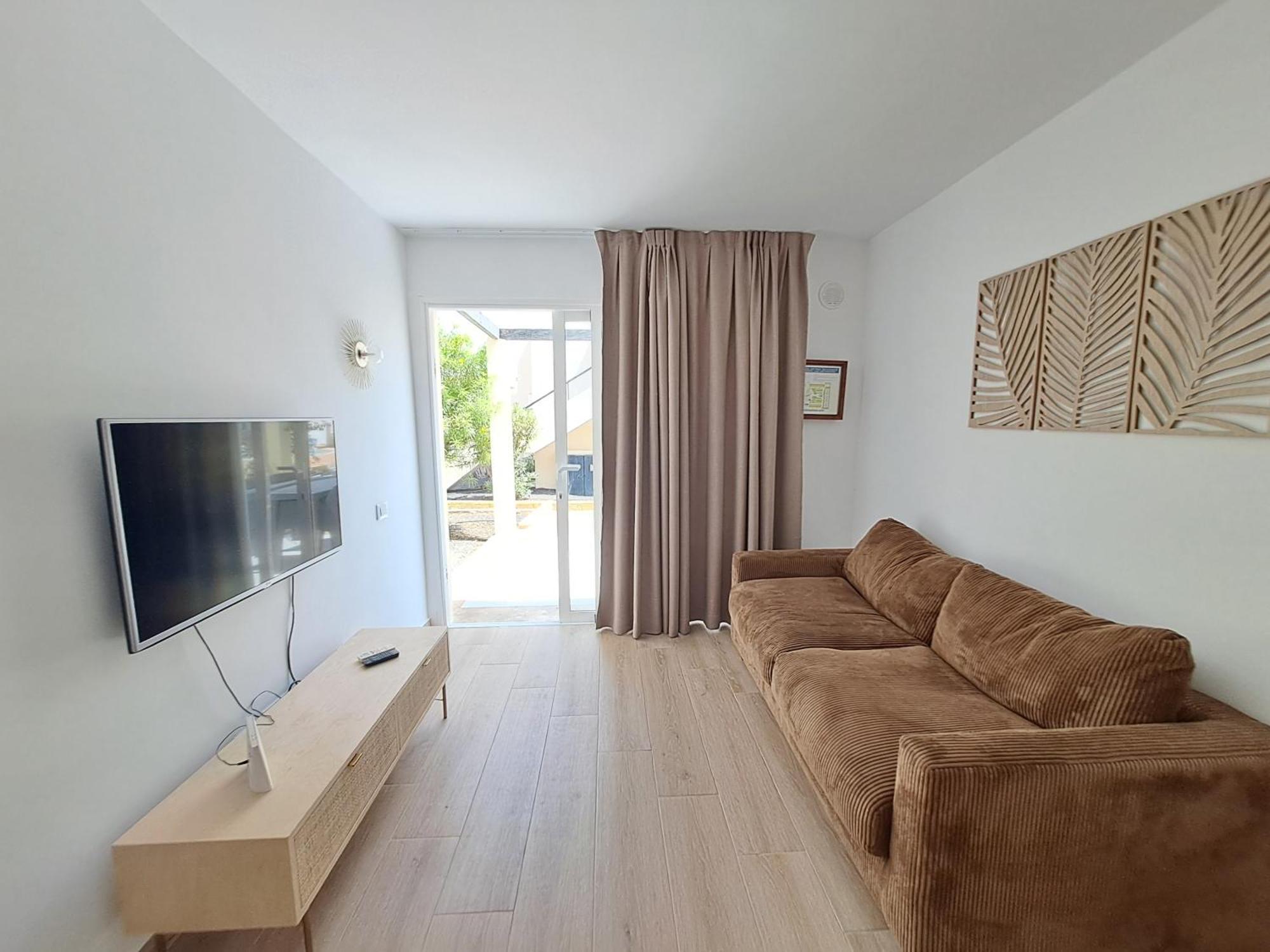 Homeforguest Apartamento 13 Con Terraza Y Piscina En Corralejo Exterior photo